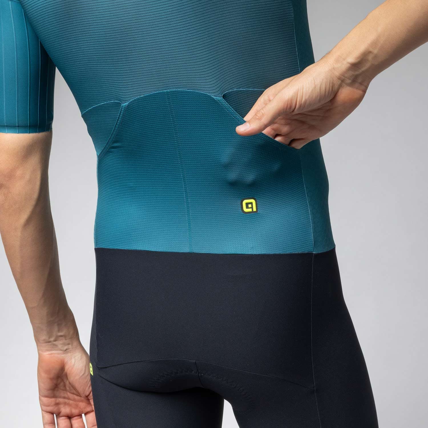 Ale Clothing Eagle Mens Short Sleeved Tri Suit — detail view 6