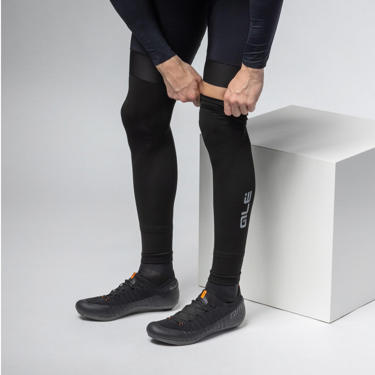 Ale Clothing Seamless Legwarmers — detail view 3