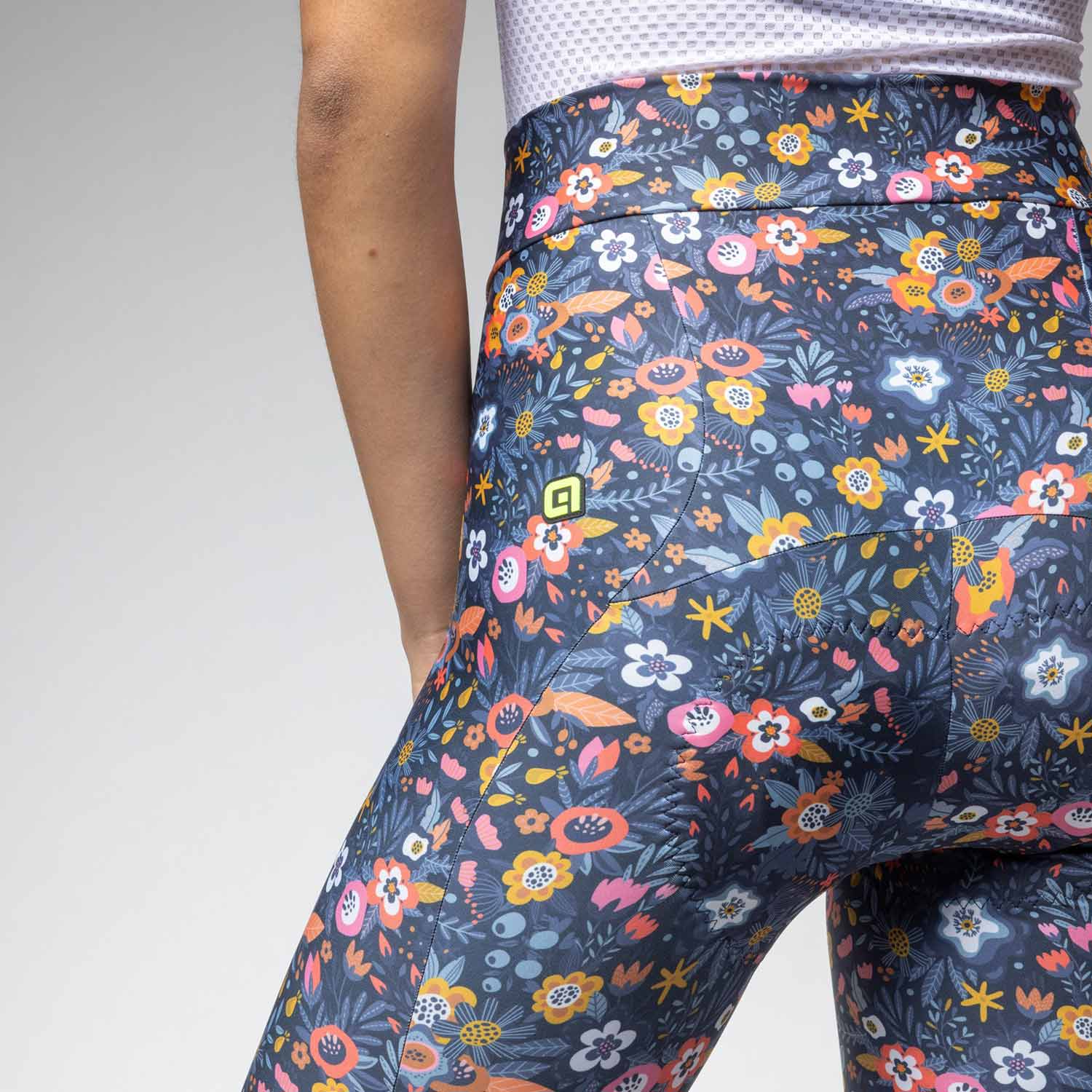 Ale Clothing Master Graphic Pr-E Womens Shorts — detail view 5
