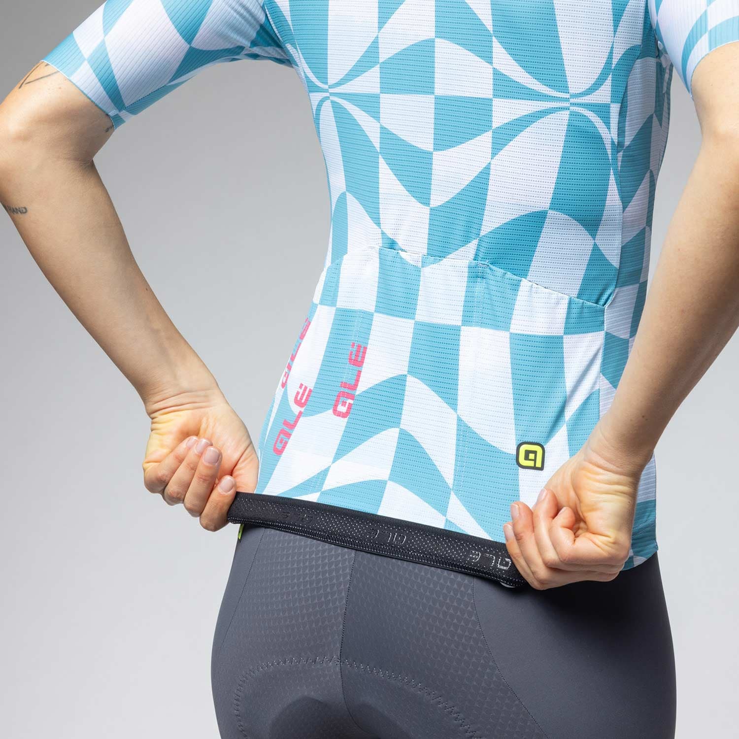 Ale Clothing Multiverso 2.0 Pr-E Womens Short Sleeved Jersey — detail view 5