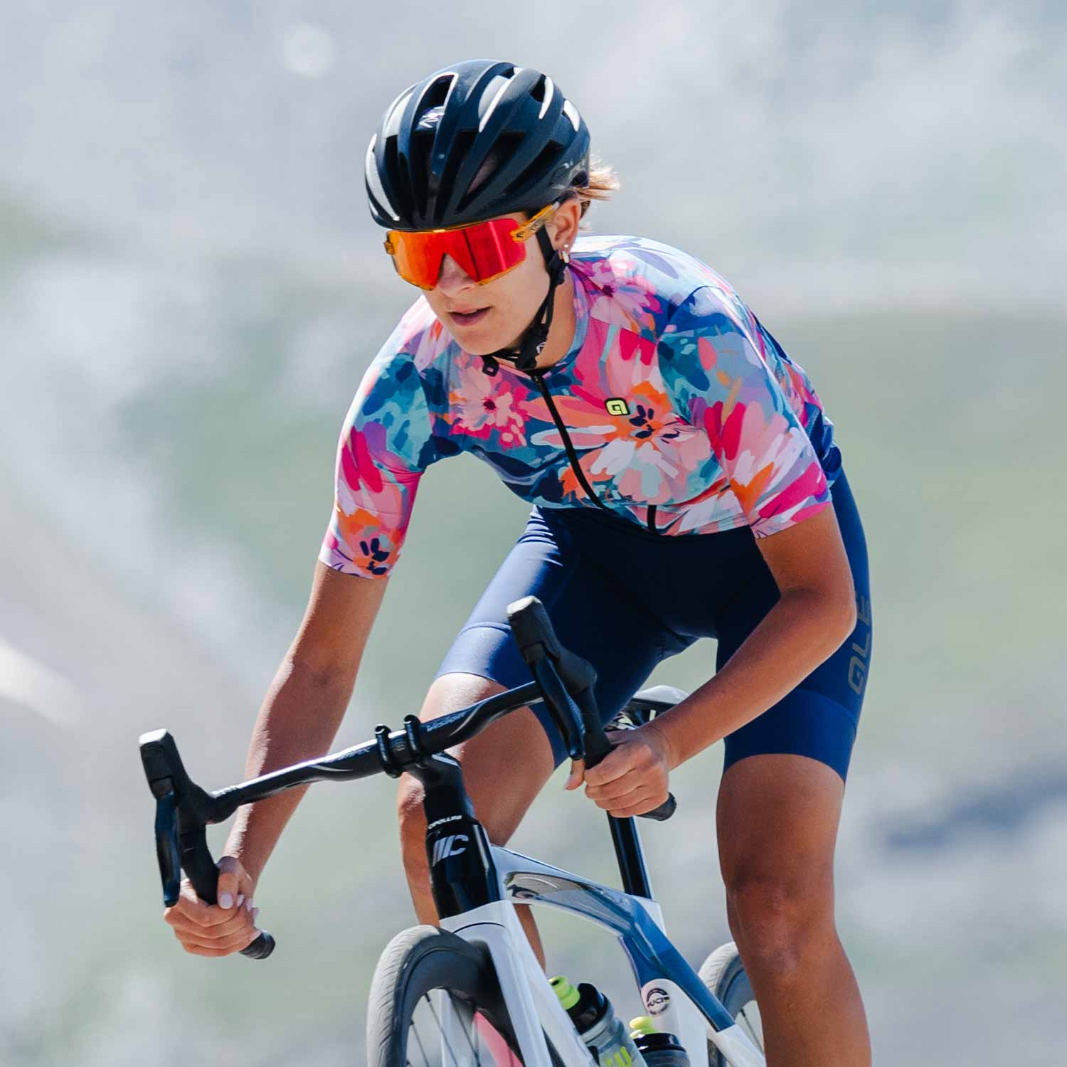 Ale Clothing Jardin Pr-E Womens Short Sleeved Jersey — detail view 6