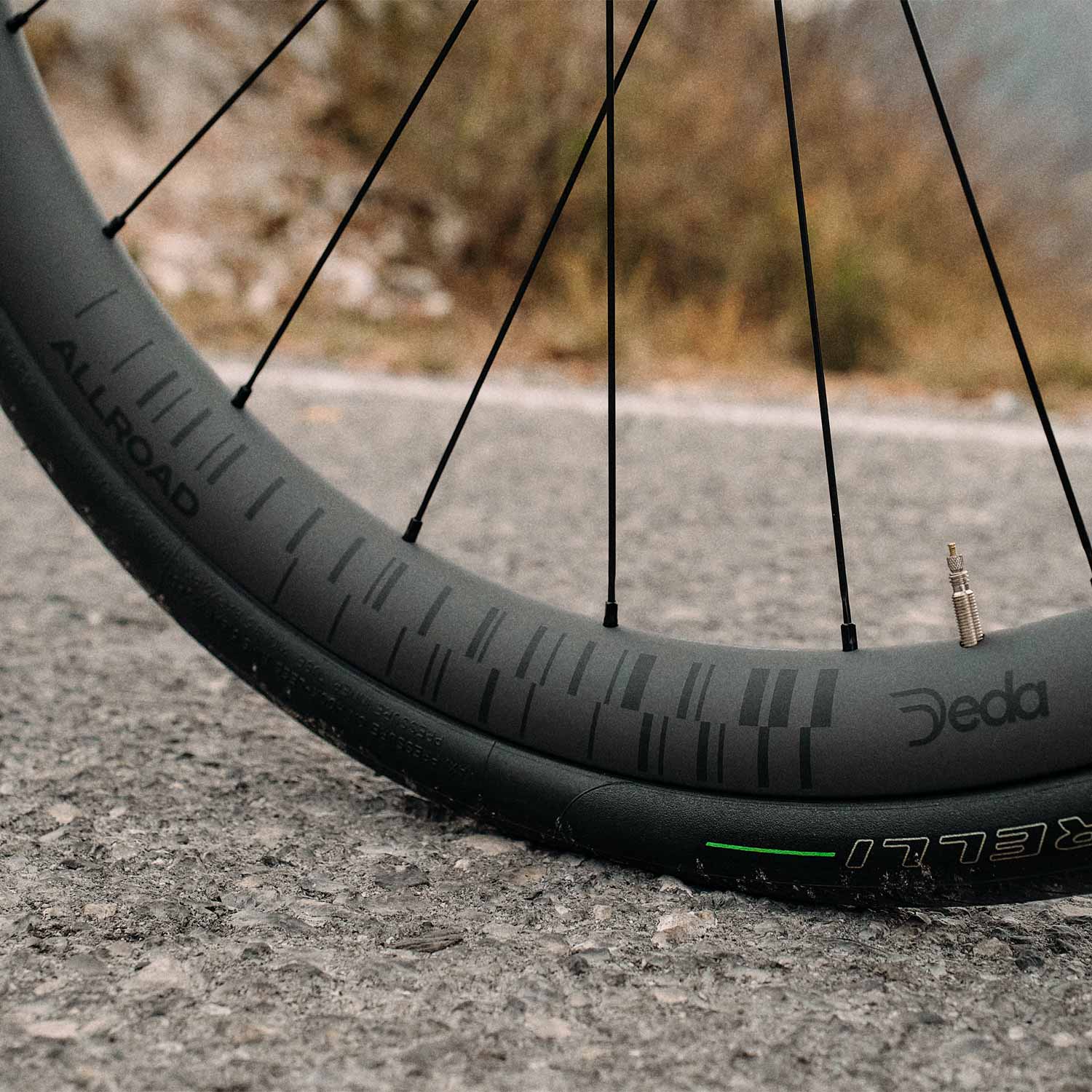 Deda Allroad Carbon Tubeless Ready Wheels — detail view 7