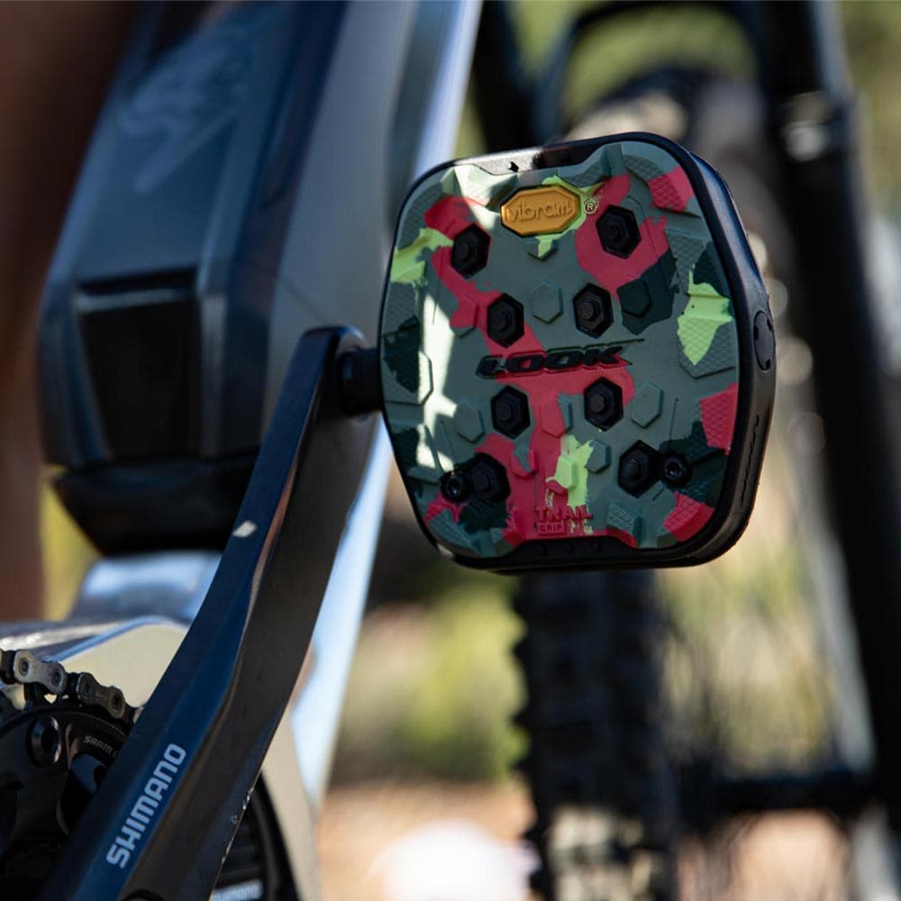 Look Trail Grip Flat Camo Pedals — detail view 4