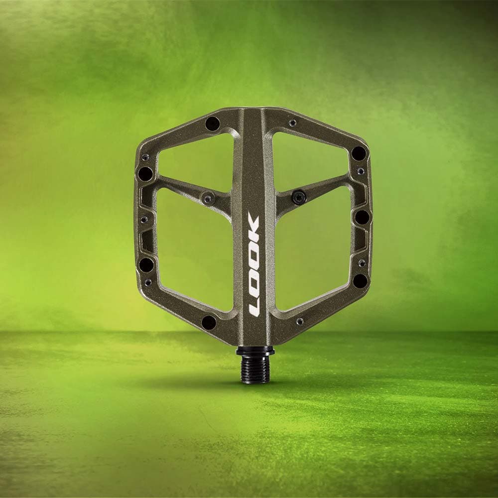 Look Trail Roc Flat Green Pedals — detail view 4