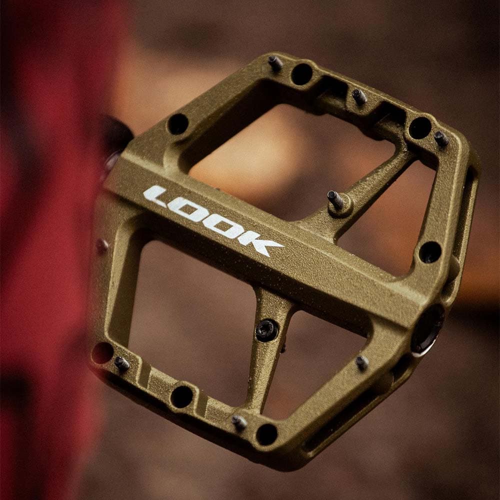 Look Trail Roc Flat Green Pedals — detail view 5