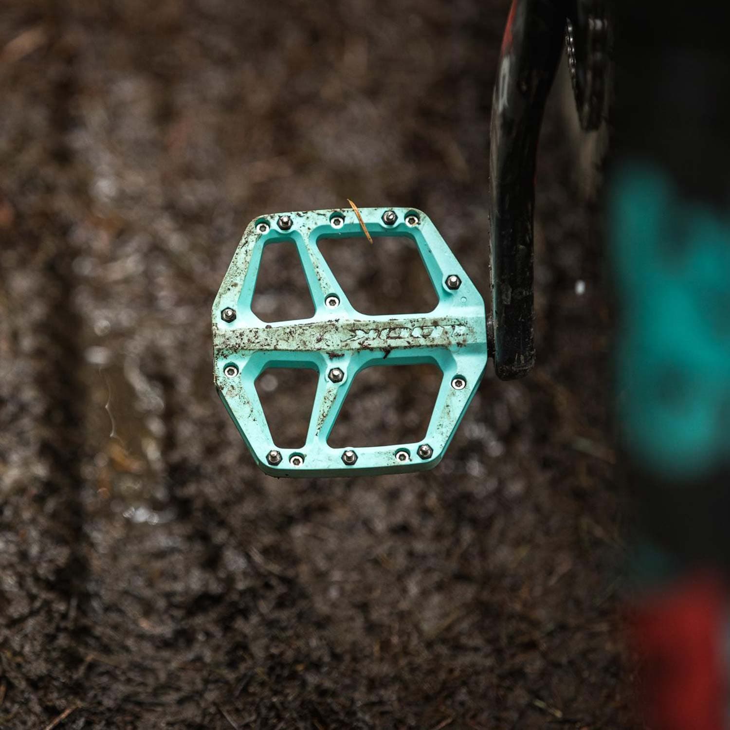 Look Trail Fusion Flat Blue Pedals — detail view 4
