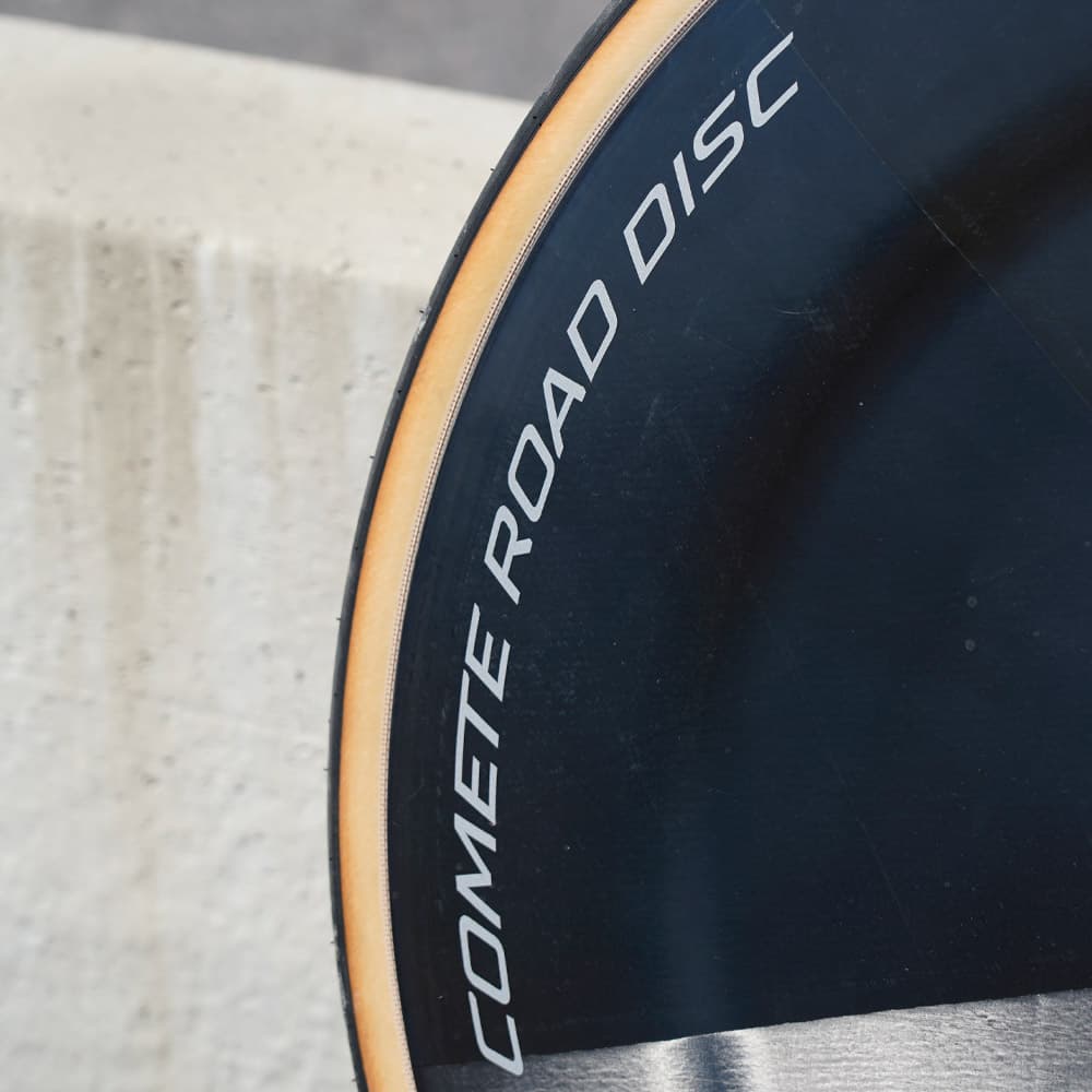 Mavic Comete Road Ceramic Disc Wheels — detail view 4