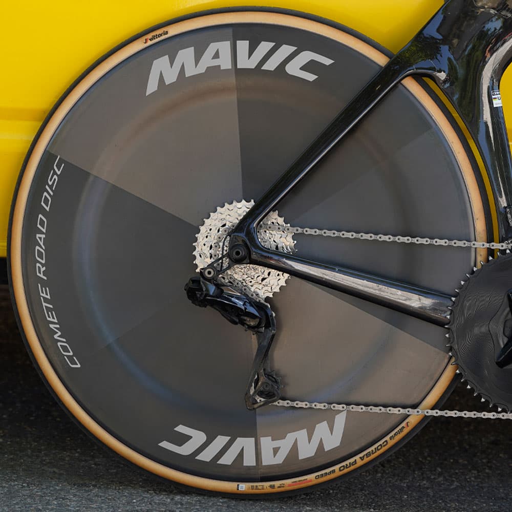 Mavic Comete Road Ceramic Disc Wheels — detail view 5