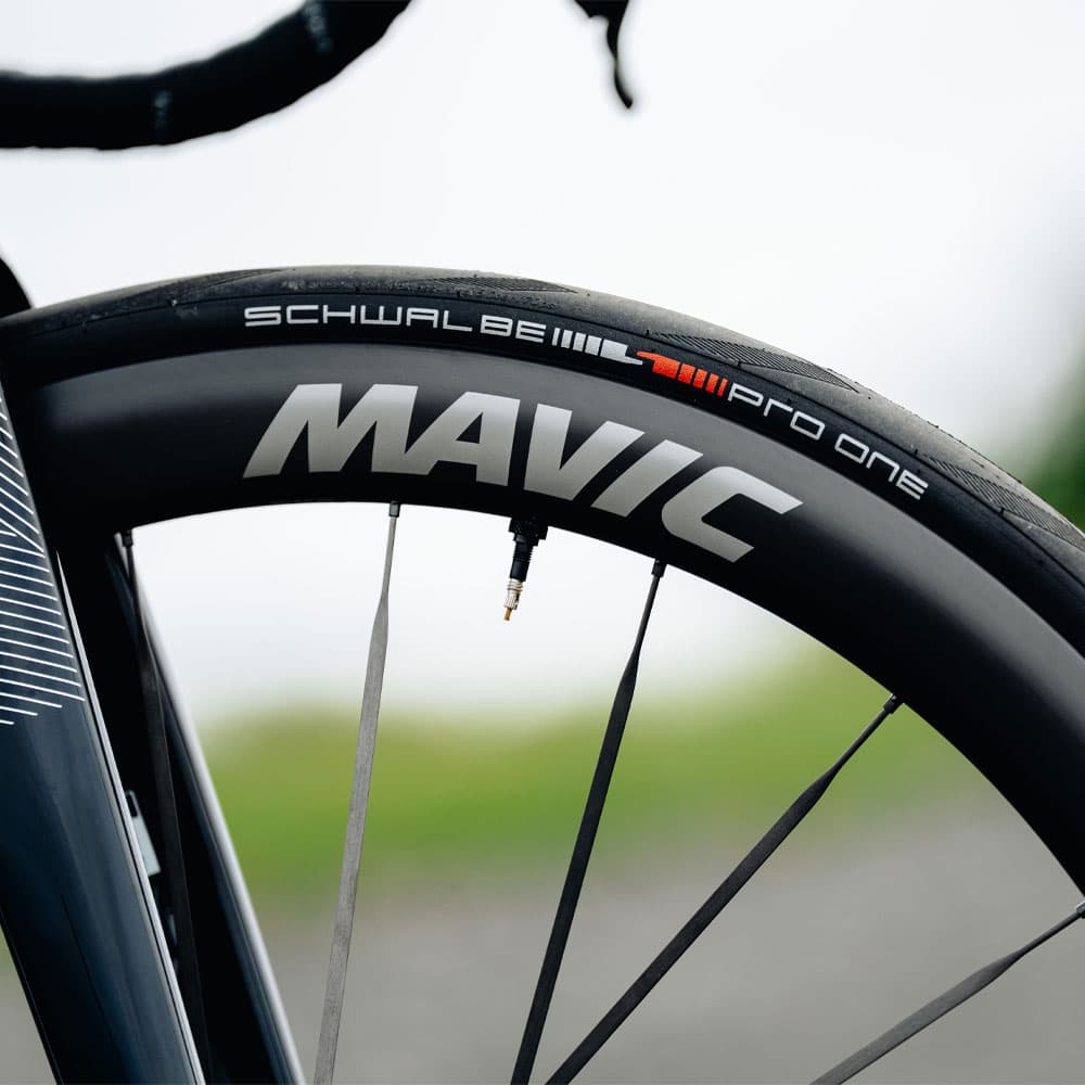 Mavic Comete 45 Ceramic Disc Wheels — detail view 6