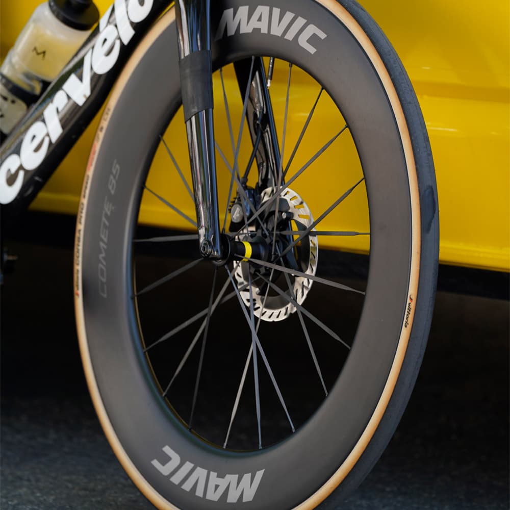 Mavic Comete 85 Ceramic Disc Wheels — detail view 6