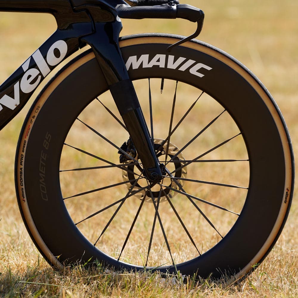 Mavic Comete 85 Ceramic Disc Wheels — detail view 7