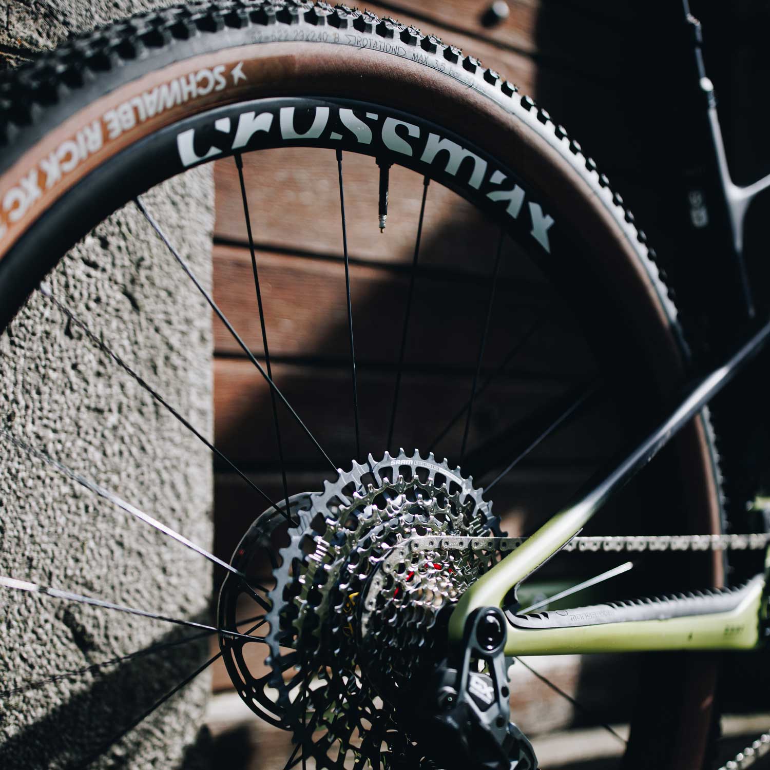 Mavic Crossmax S Carbon 29 Disc Centre Lock — detail view 6