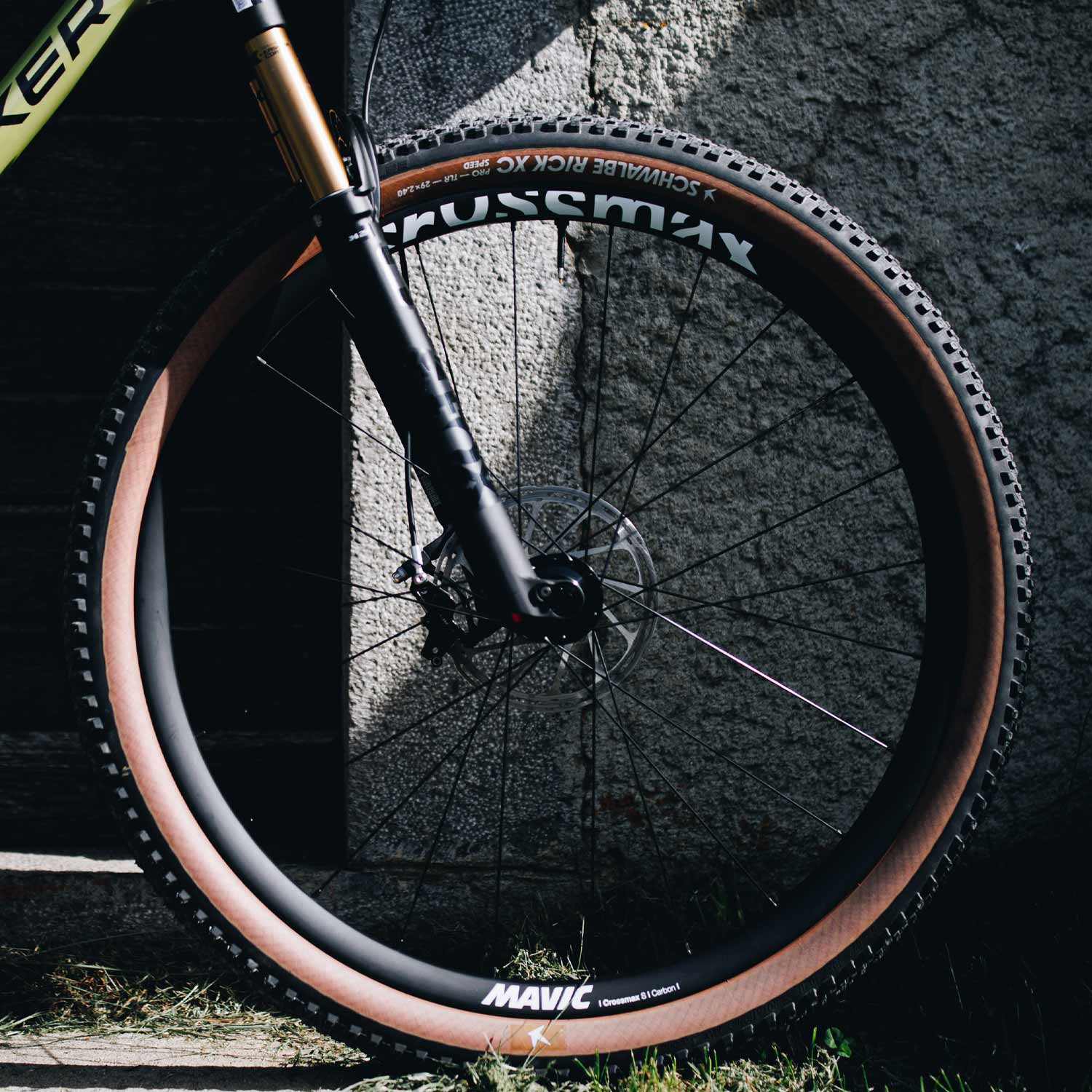 Mavic Crossmax S Carbon 29 Disc Centre Lock — detail view 7