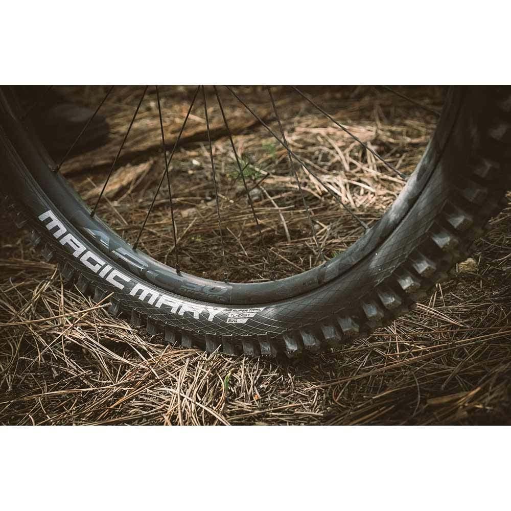 Schwalbe Magic Mary Addix Super Ground Soft Folding Tle — detail view 3