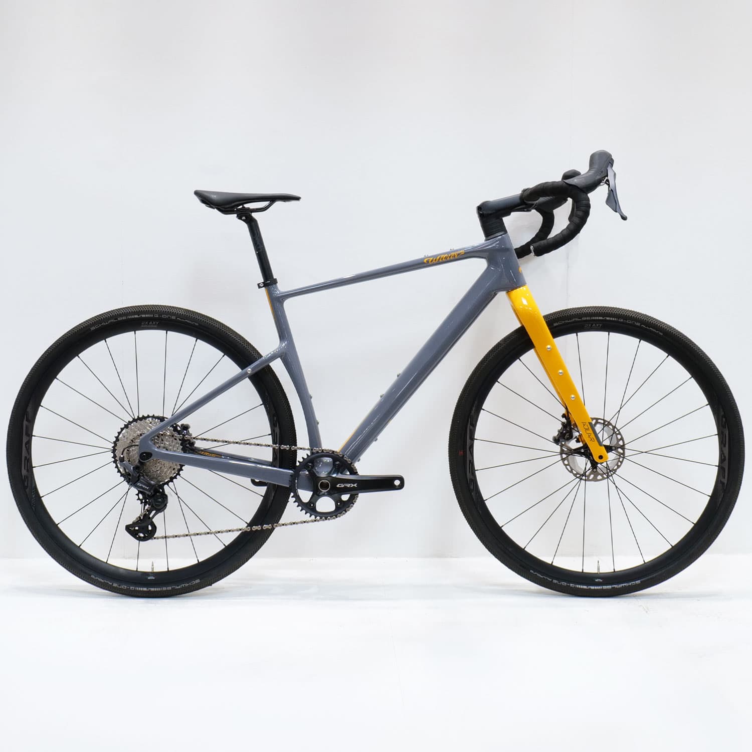 Adlar Grx Grey Medium Ex Demo — product image 1 at Stretton Bikes