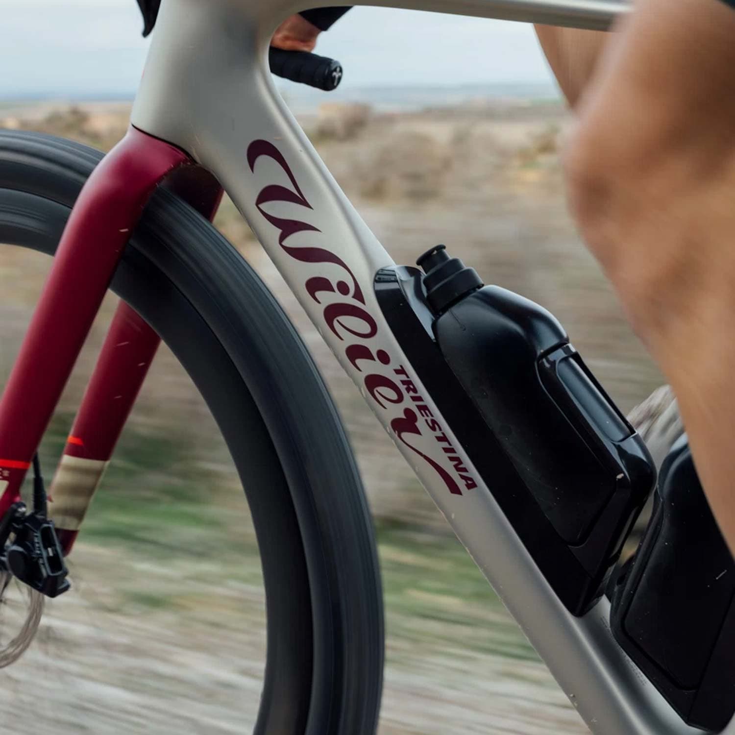 Wilier Downtube Bottle & Cage For Rave Slr Id2 — detail view 5