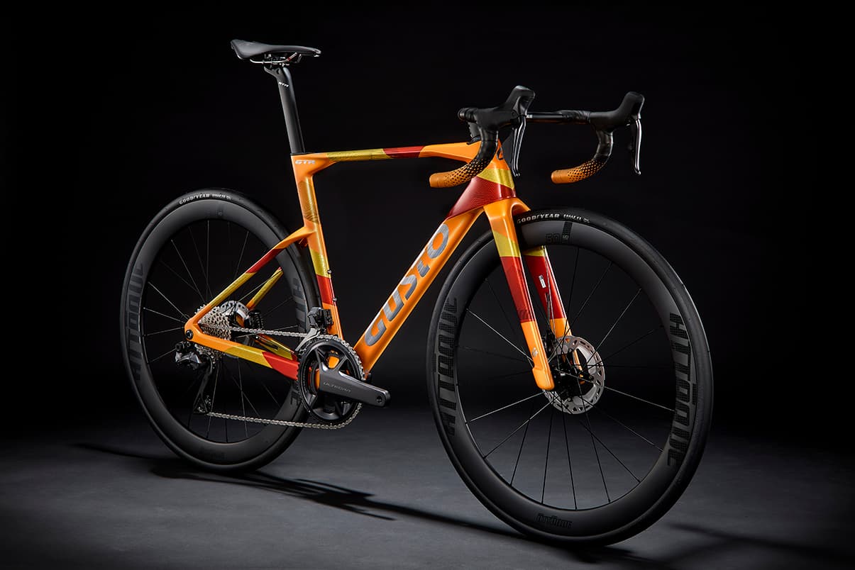 Gusto GTR Max — riding on UK trails and lanes